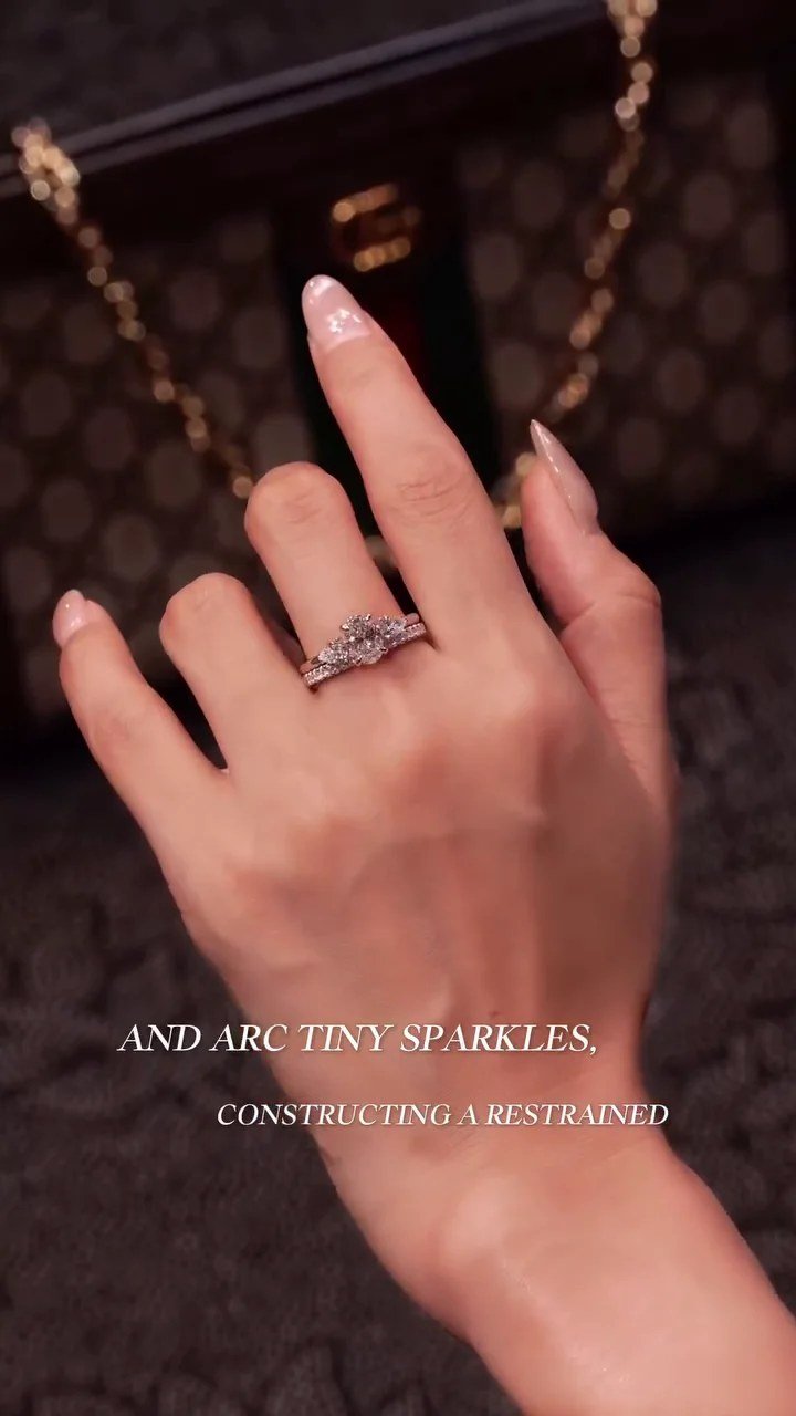 Luxury Floral Sparkle Statement Ring