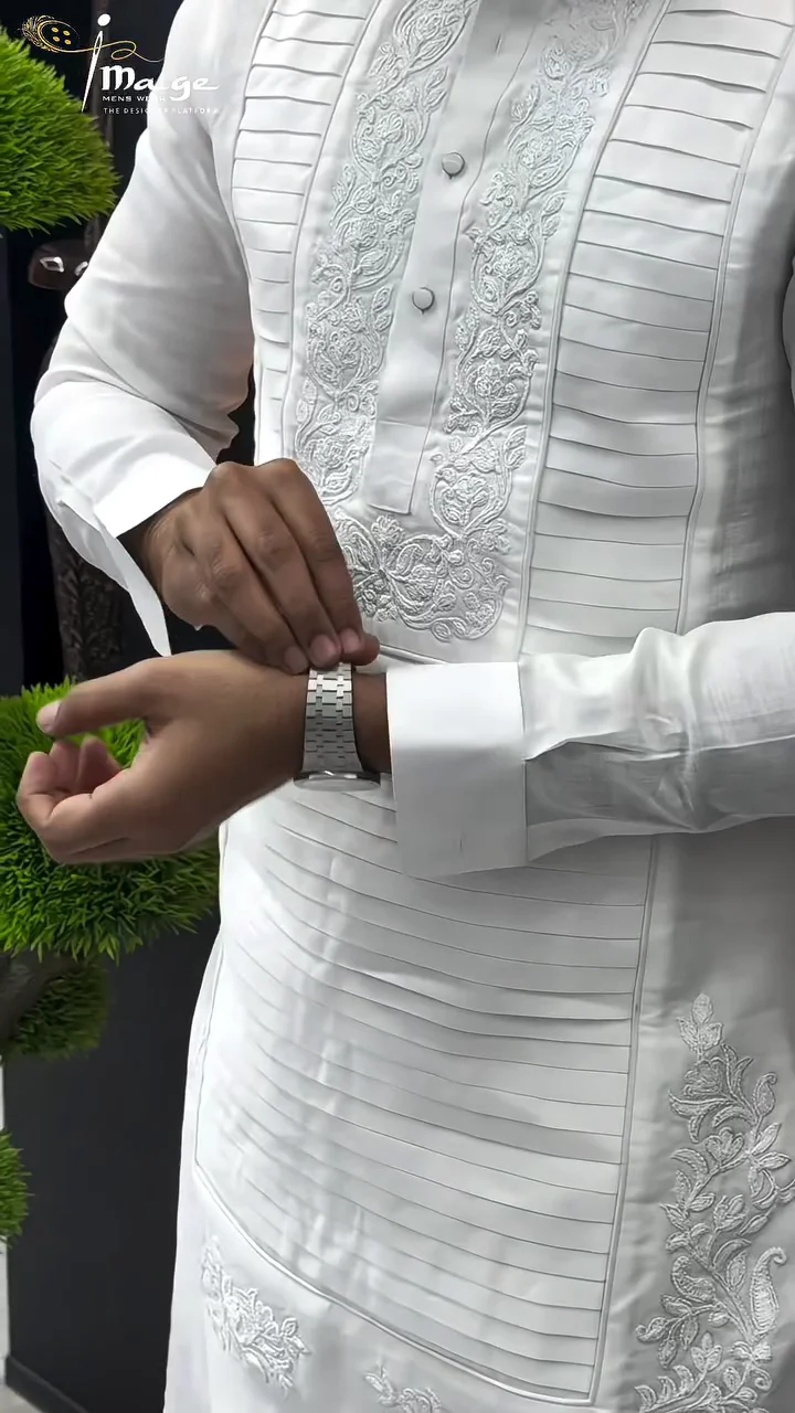 White Embroidered Men’s Kurta